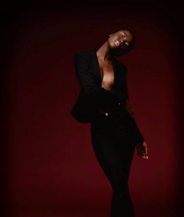 FAMA DIOP - Showbiz Models (foto 2)