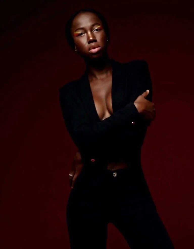 FAMA DIOP - Showbiz Models (foto 5)