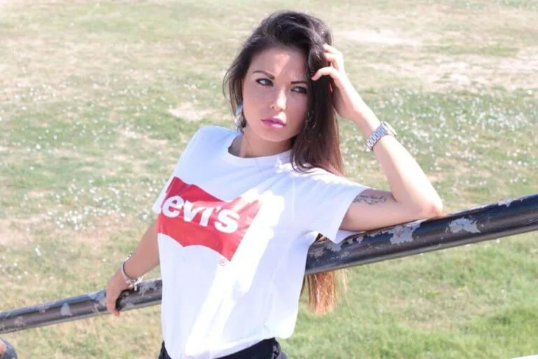 ANTONELLA CONTE - Showbiz Models (foto 7)