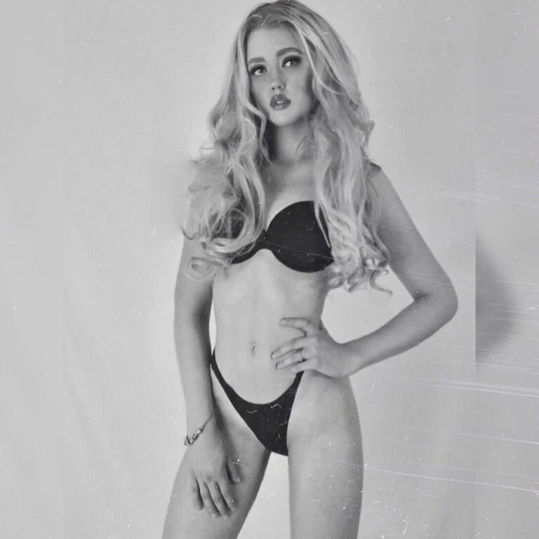 Yasmin Diana Martino - Showbiz Models (foto 4)