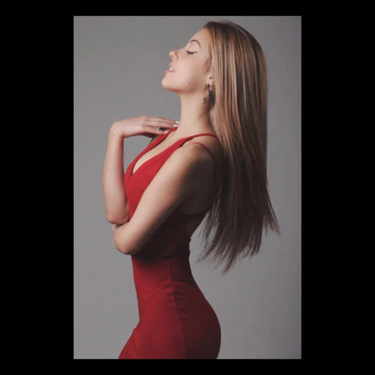 Angie Cau - Showbiz Models (foto 7)