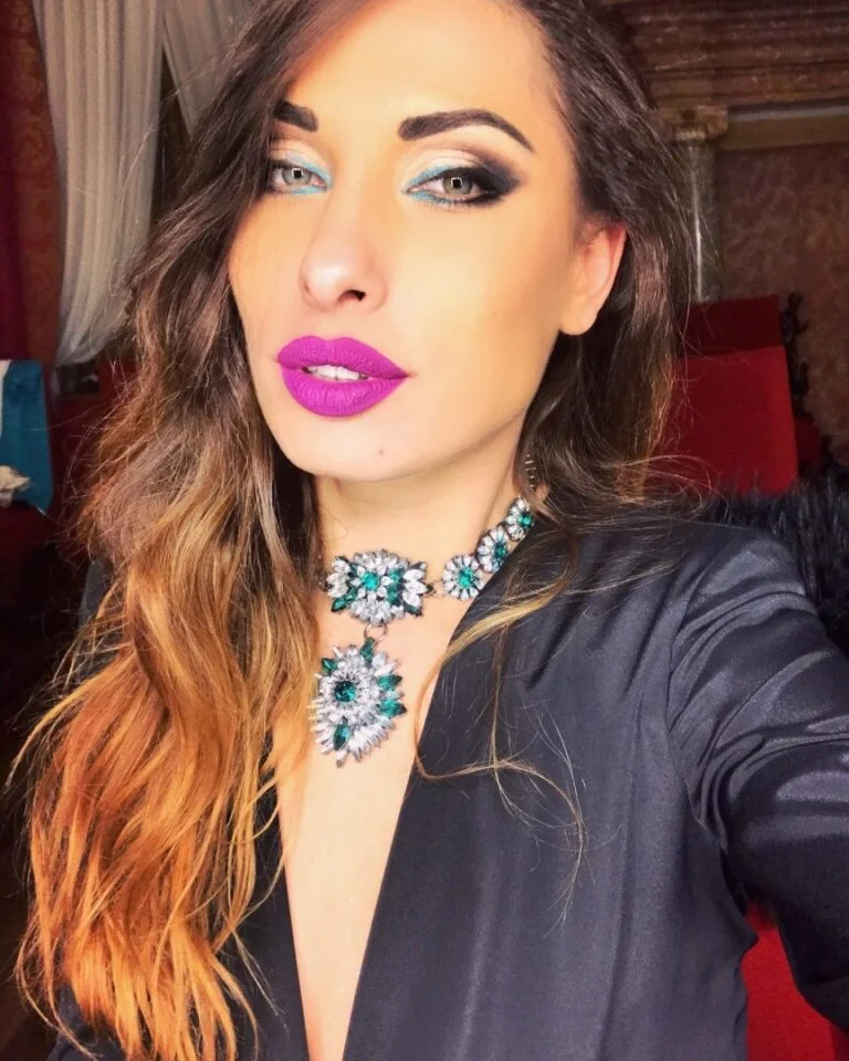 Nina Aprodu - Showbiz Models (foto 2)