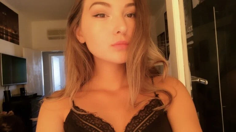 Edina Sejko - Showbiz Models (foto 3)