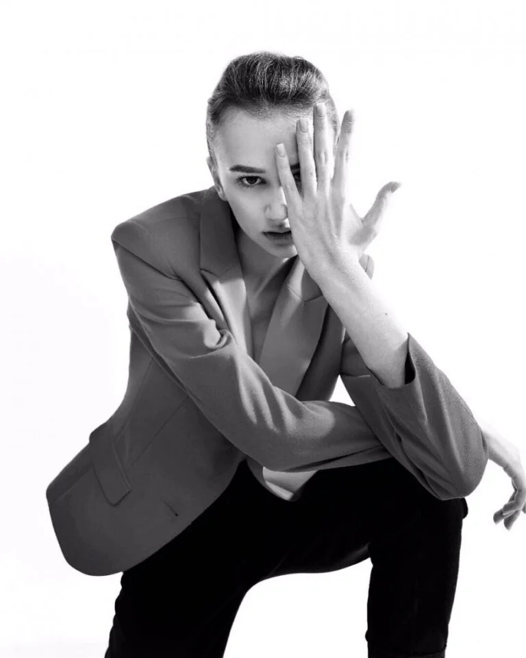 Angelina - - Showbiz Models (foto 2)