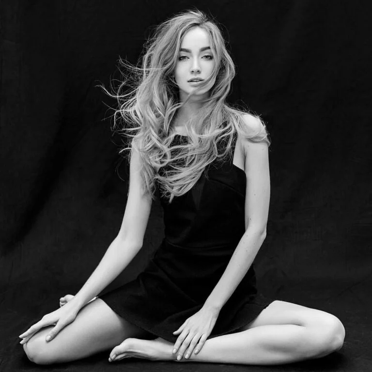 Iyrine Nevm - Showbiz Models (foto 8)