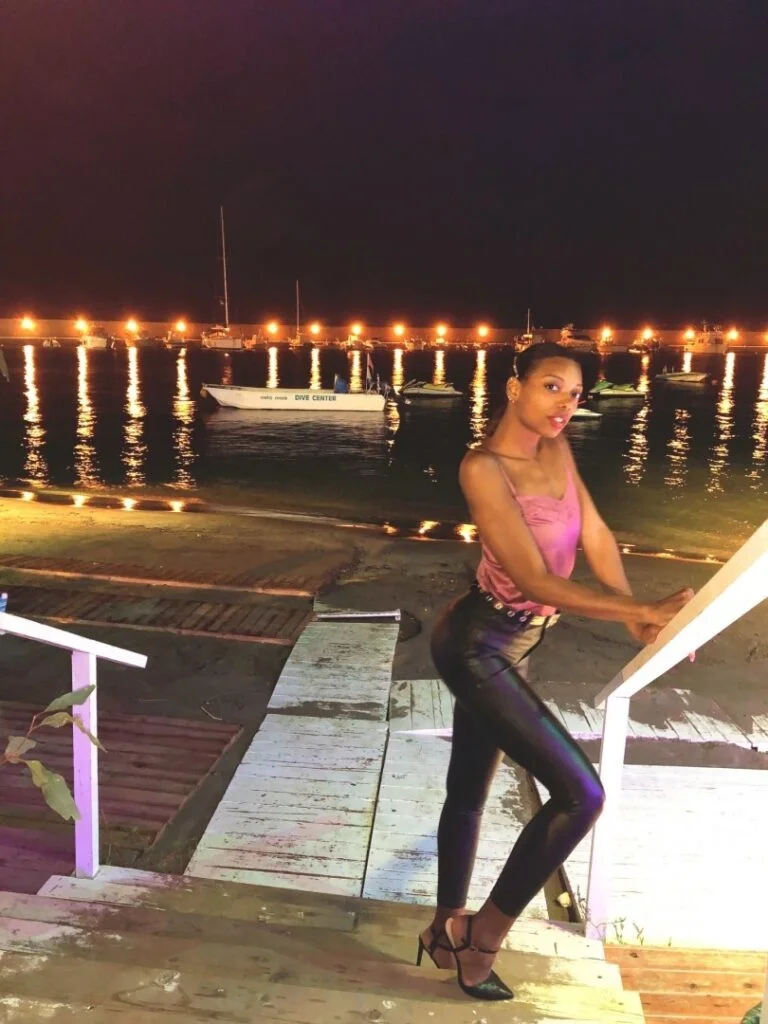 Karynna Tavares - Showbiz Models (foto 3)
