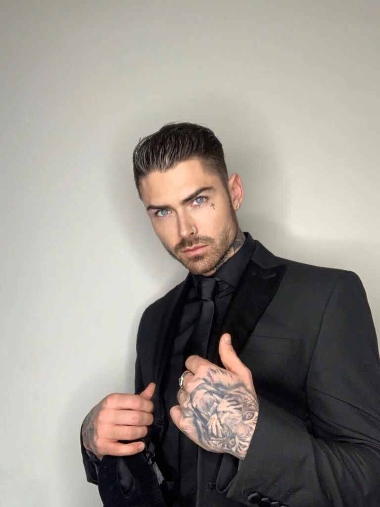 Robbie McMahon - Showbiz Models (foto 2)
