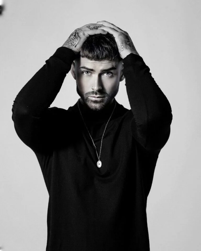 Robbie McMahon - Showbiz Models (foto 10)