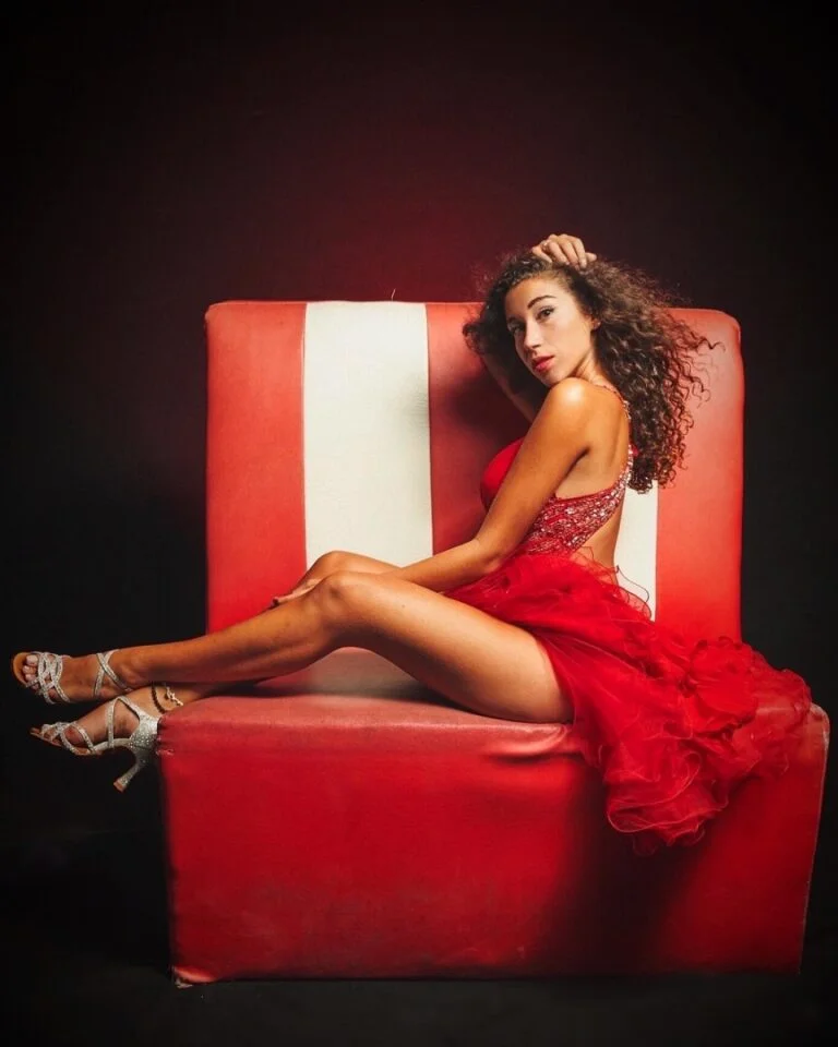 Julia Fernandez - Showbiz Models (foto 7)