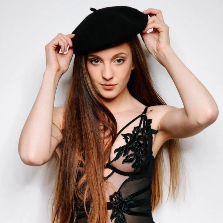 Gemma Sparks - Showbiz Models (foto 2)