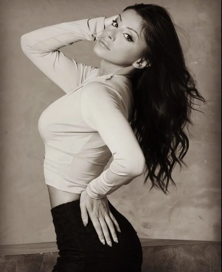 Daisy Zani - Showbiz Models (foto 2)
