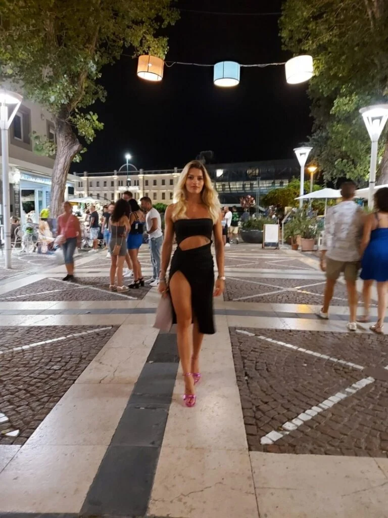 Nicole Bottura - Showbiz Models (foto 10)