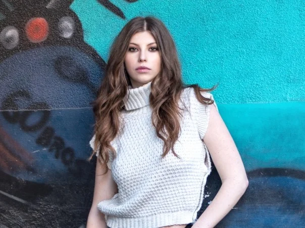 Chiara L. - Hostess
