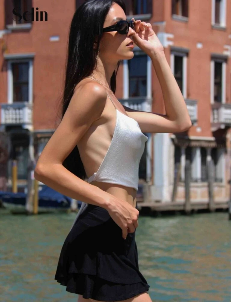MARTINA RICCI - Showbiz Models (foto 2)