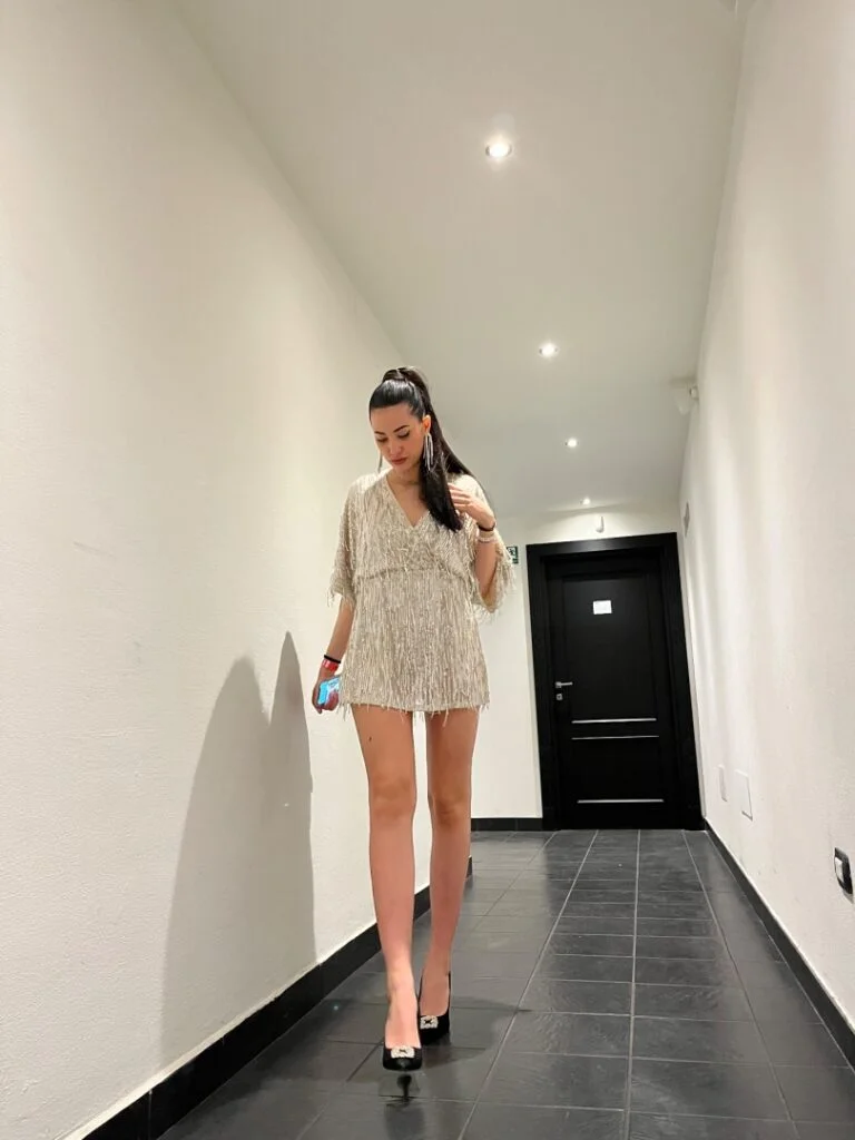 VERONICA FERRARI - Showbiz Models (foto 5)