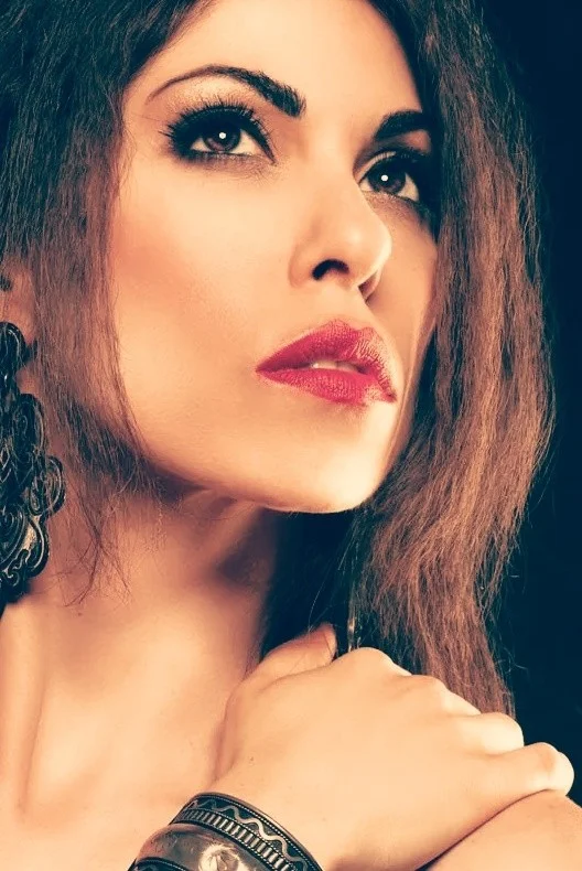 Antonella T. - Hostess