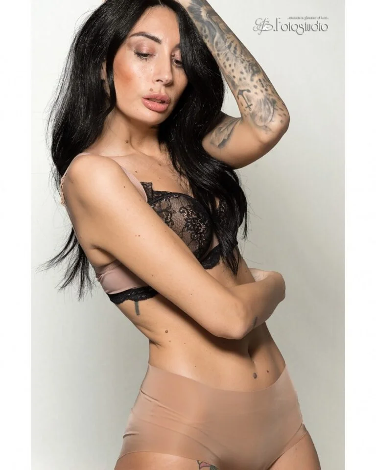 Elena Pittana - Showbiz Models (foto 8)