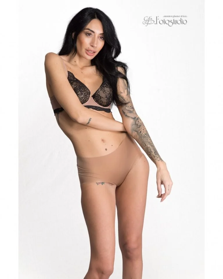 Elena Pittana - Showbiz Models (foto 10)