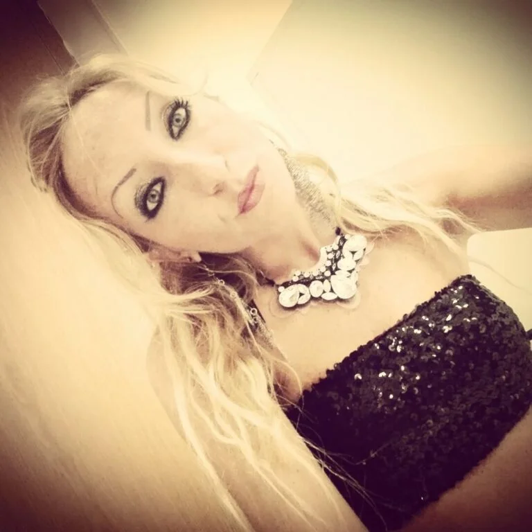 GLORIA ADROVER - Showbiz Models (foto 7)