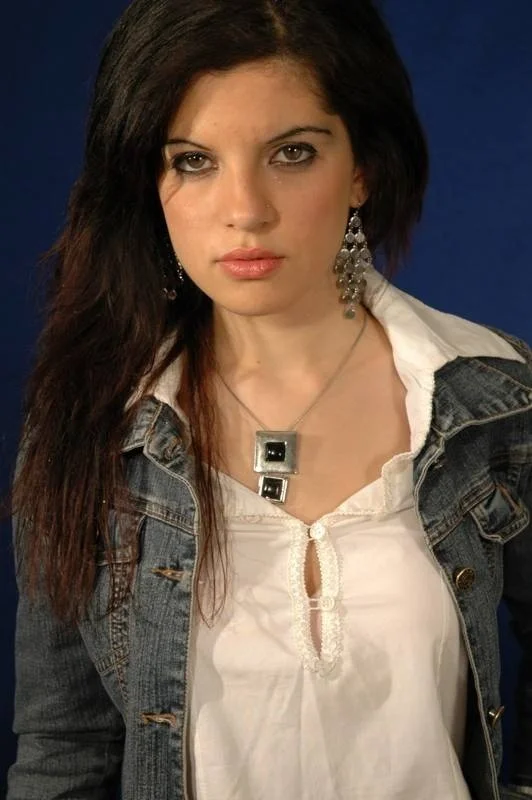 Alessandra B. - Hostess