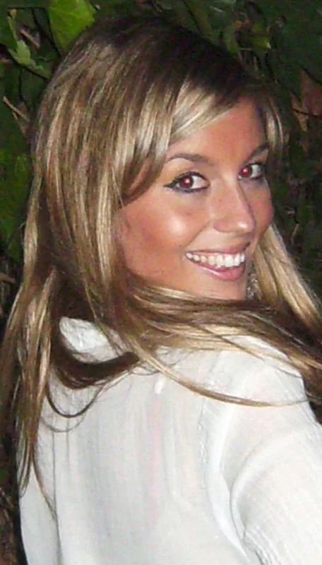 Cristina P. - Hostess