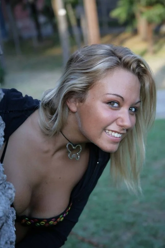 Erika M. - Hostess