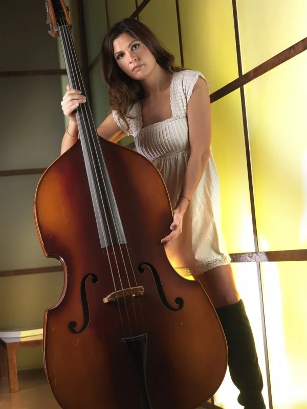 Manuela B. - Hostess
