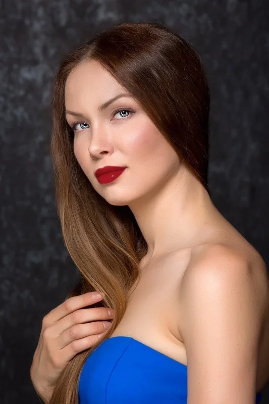 Anastasia D. - Hostess