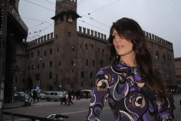 Devna Pinelli - Showbiz Models (foto 2)