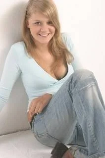 Jessica G. - Hostess