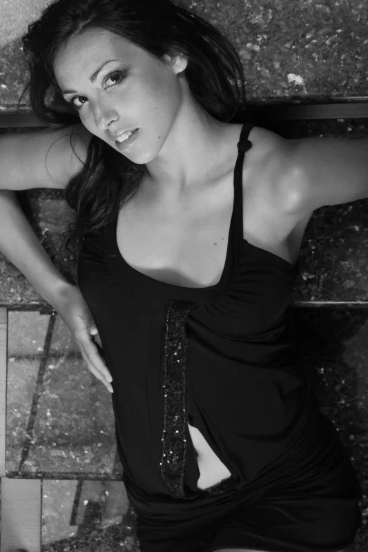 Federica V. - Hostess