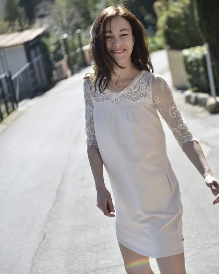 VERONICA URBAN - Showbiz Models (foto 8)
