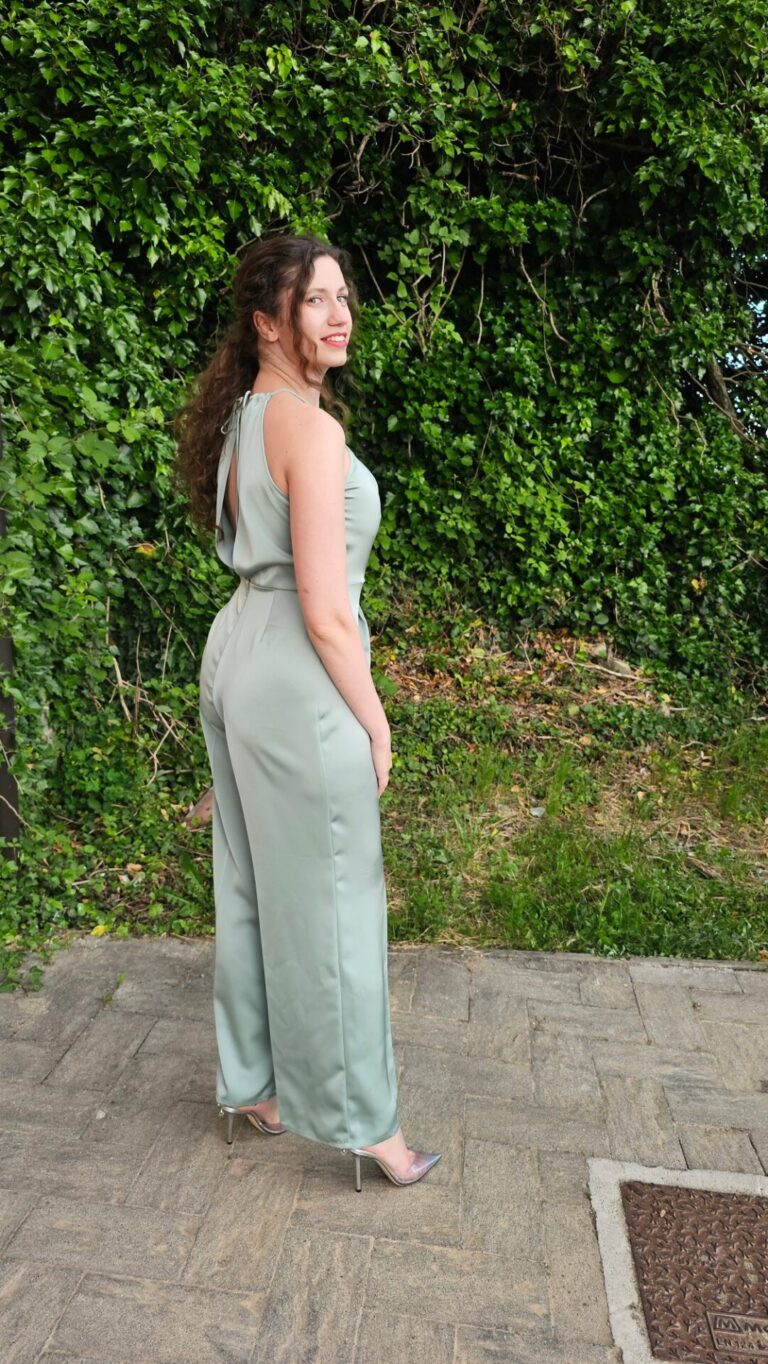 Erika La Rosa - Showbiz Models