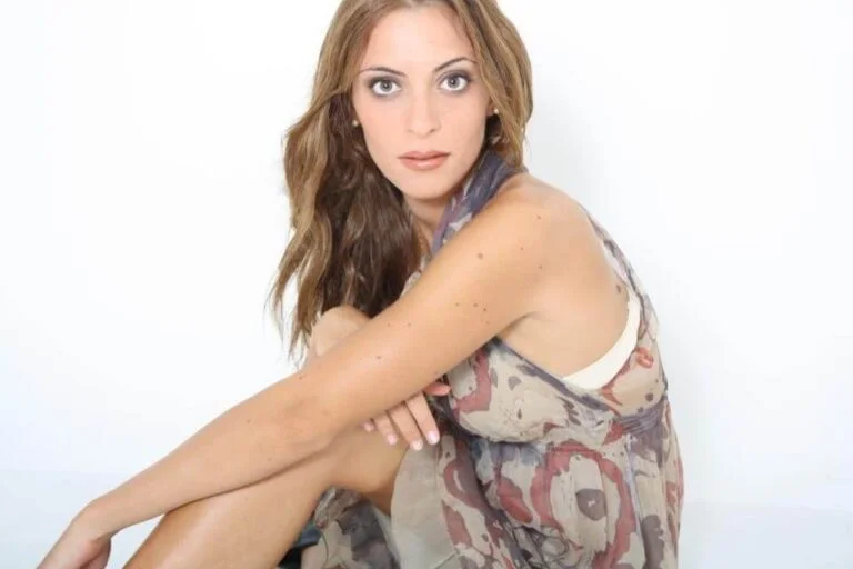 LISA BUSSOLOTTI - Showbiz Models (foto 5)