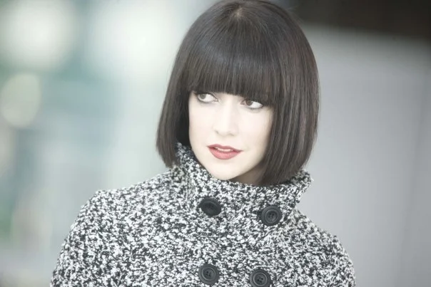 Mia M. - Hostess