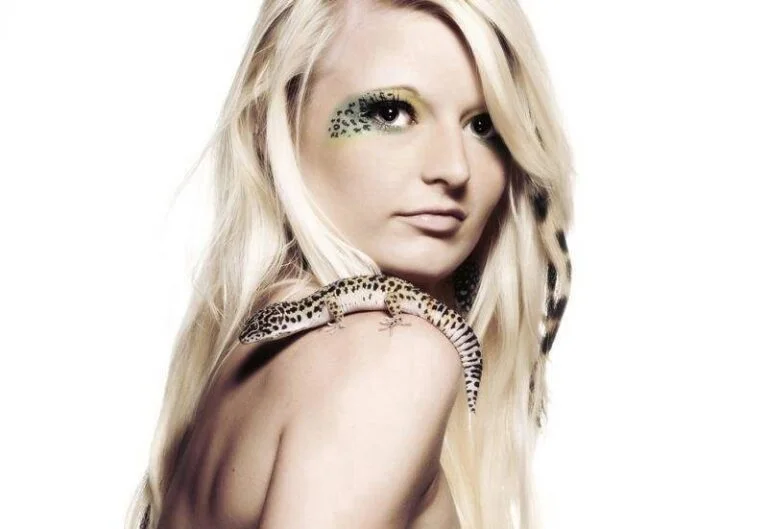 Lucy Weaver - Showbiz Models (foto 6)