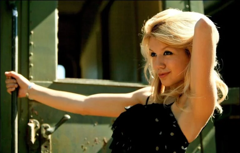 Eloïse Baillet - Showbiz Models (foto 2)