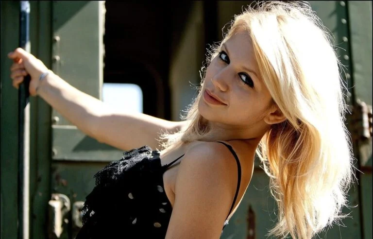 Eloïse Baillet - Showbiz Models (foto 6)