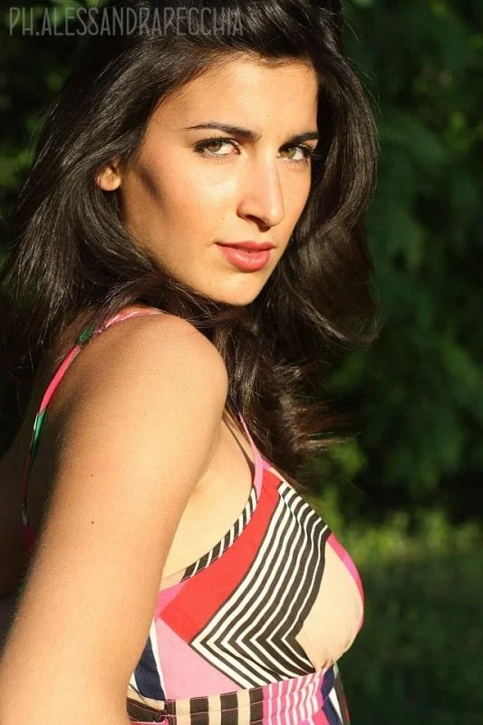 Sara R. - Hostess