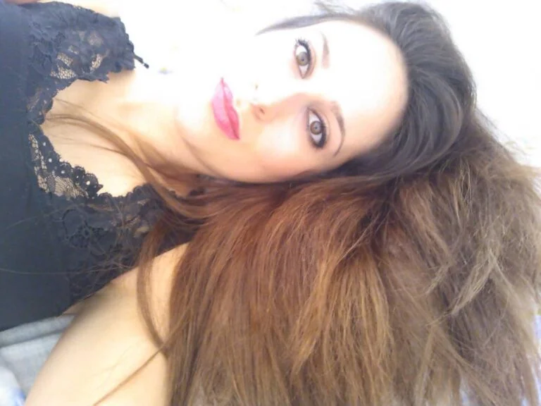 Mikela Cocco - Showbiz Models (foto 7)