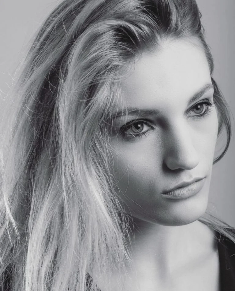 Adriana Josan - Showbiz Models (foto 6)