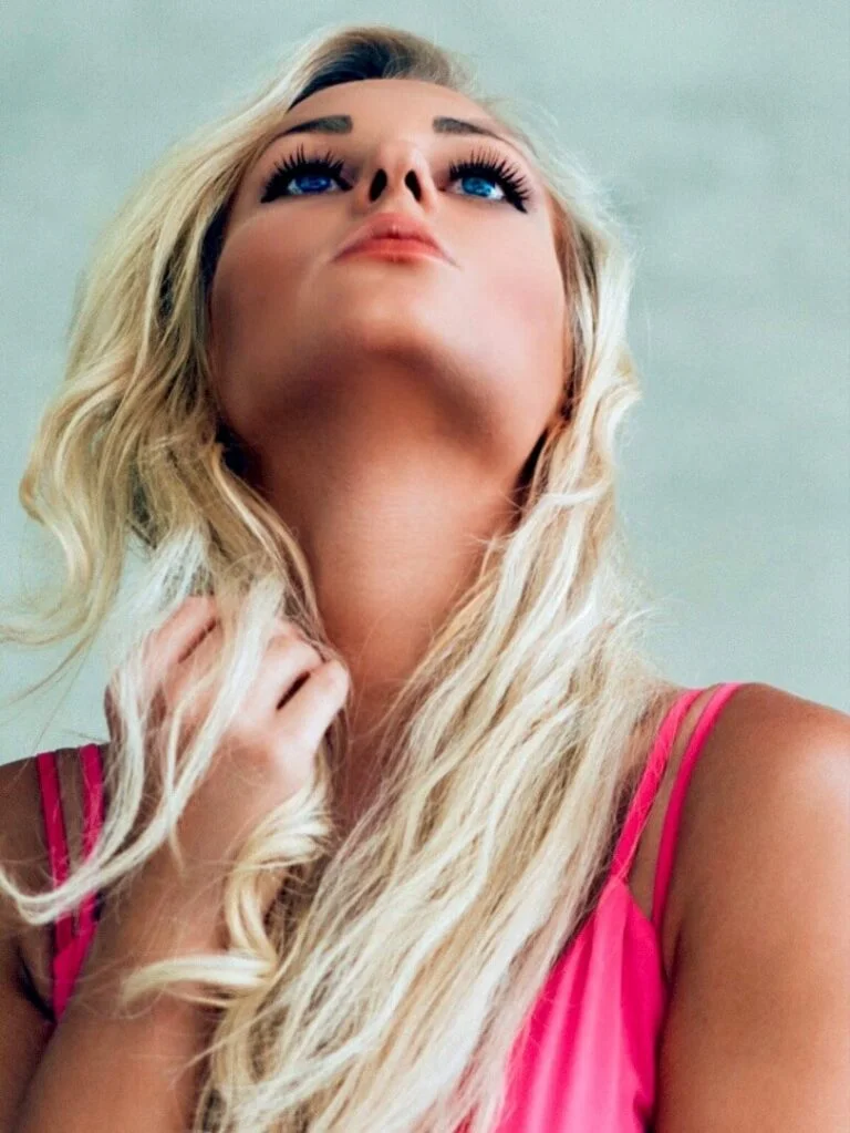 Ambra Agota - Showbiz Models (foto 7)