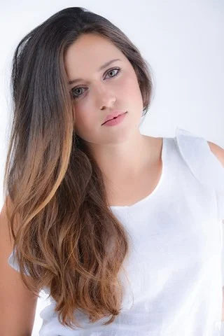 Elena B. - Hostess