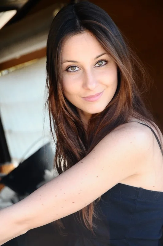Claudia S. - Hostess
