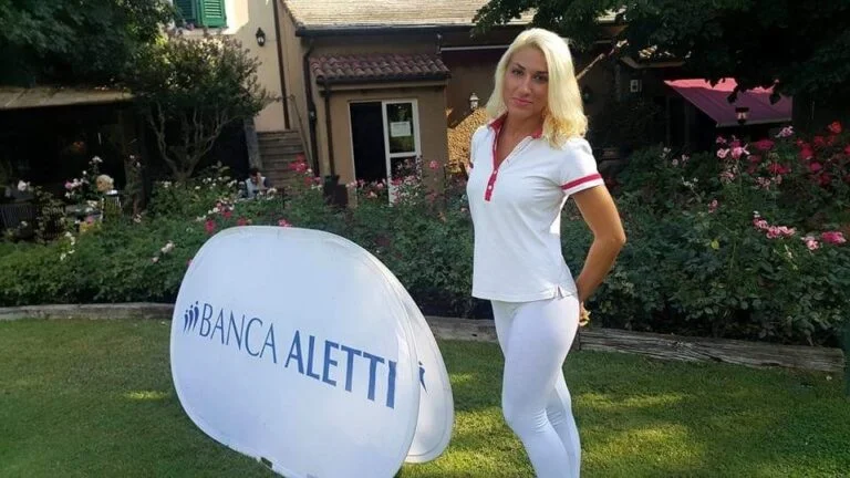 Serena Stavros - Showbiz Models (foto 4)