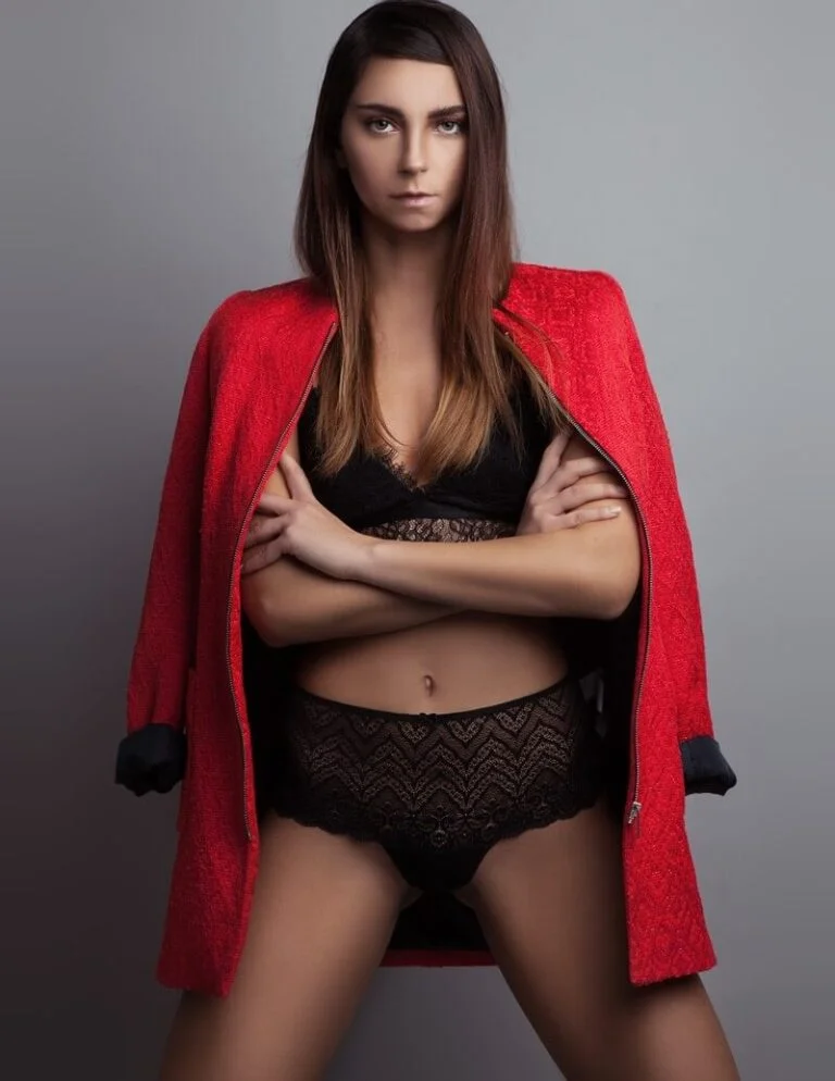 Oana Madalina Nica - Showbiz Models (foto 4)