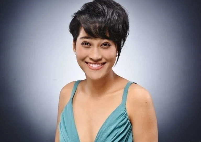 Charmaine Fernandes - Showbiz Models (foto 2)