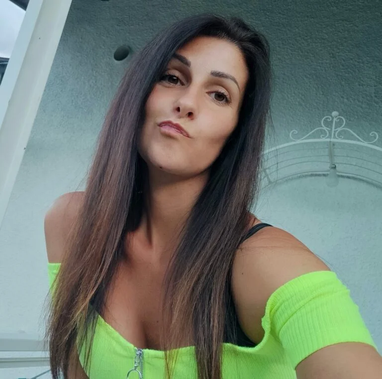 Daniela Meago - Showbiz Models (foto 9)