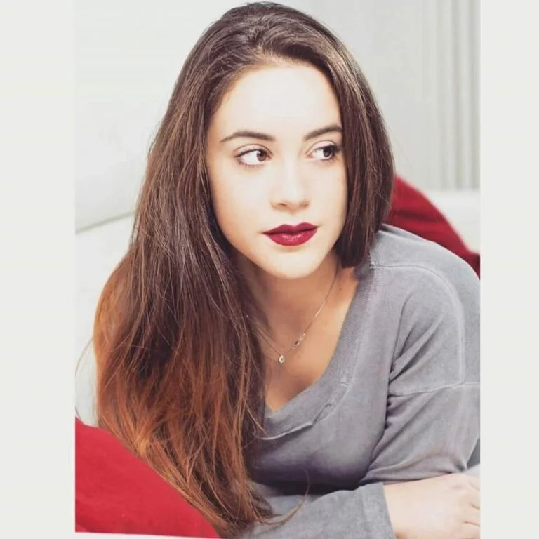 Lisa Belgrado - Showbiz Models (foto 3)