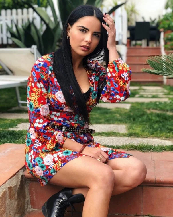 Ylenia A. - Hostess